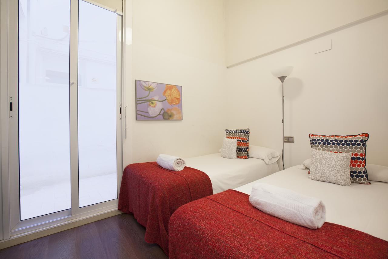 Rent Top Apartments Near Plaza De Catalunya บาร์เซโลนา ภายนอก รูปภาพ