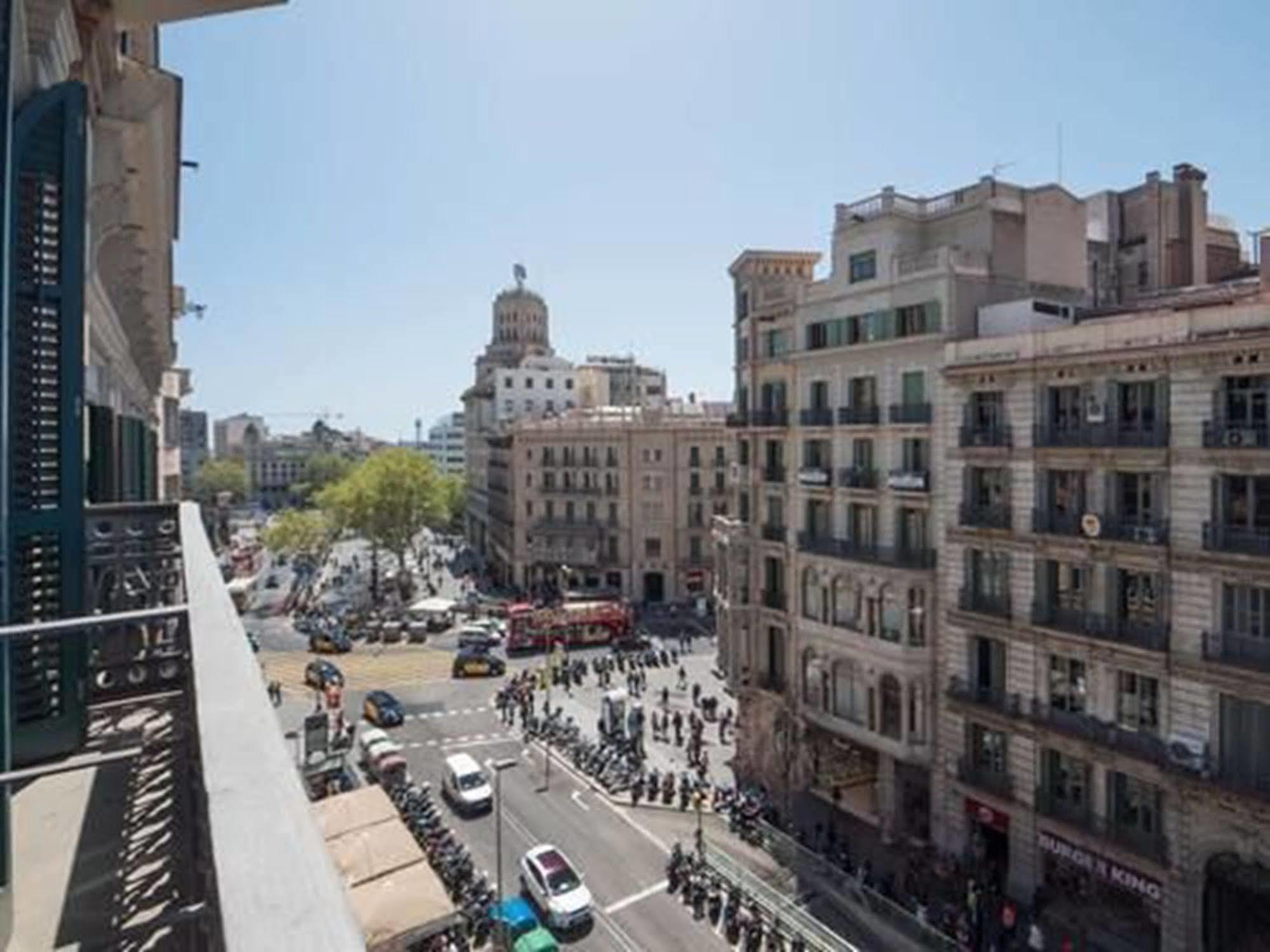 Rent Top Apartments Near Plaza De Catalunya บาร์เซโลนา ภายนอก รูปภาพ