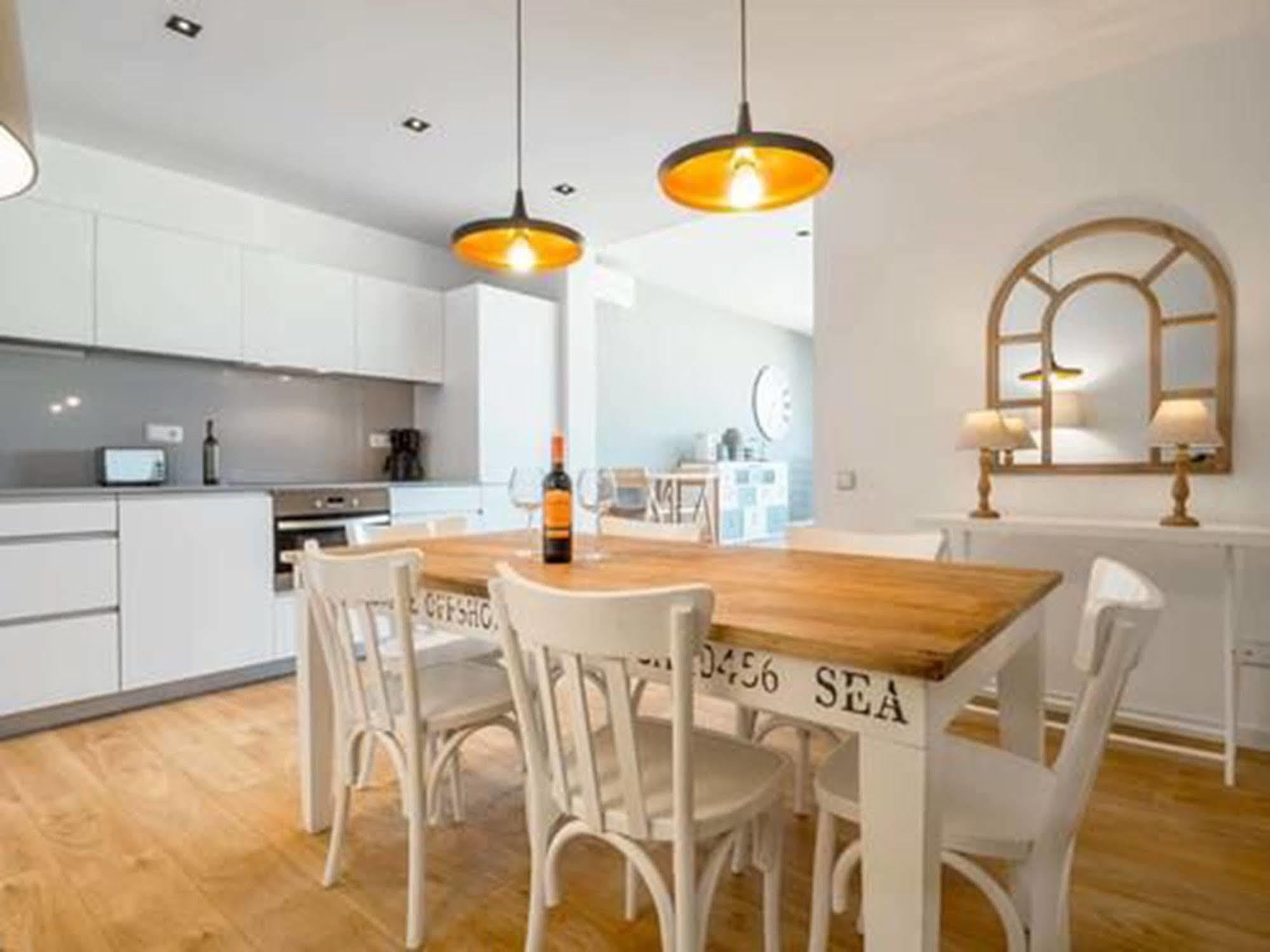 Rent Top Apartments Near Plaza De Catalunya บาร์เซโลนา ภายนอก รูปภาพ