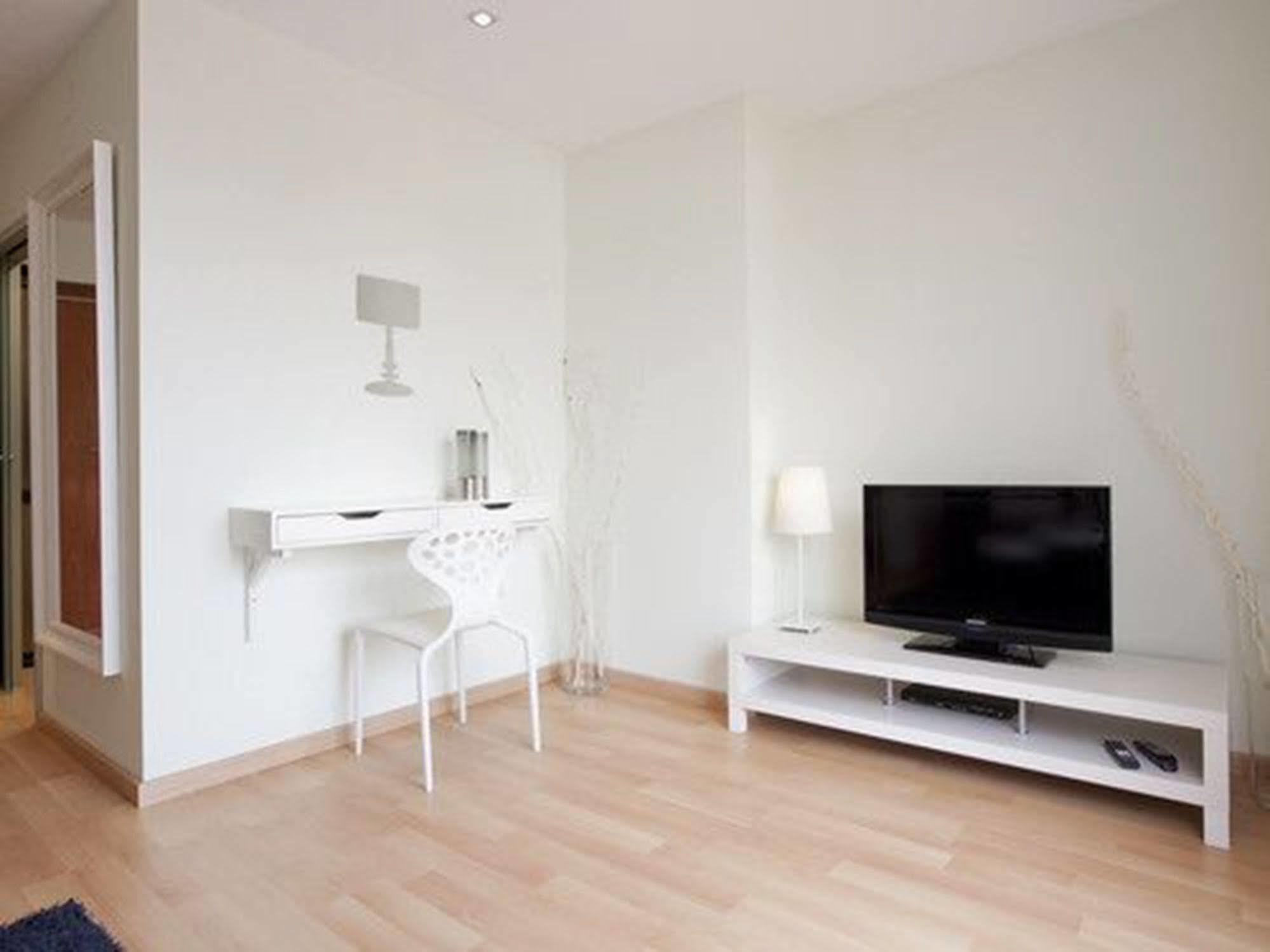 Rent Top Apartments Near Plaza De Catalunya บาร์เซโลนา ภายนอก รูปภาพ
