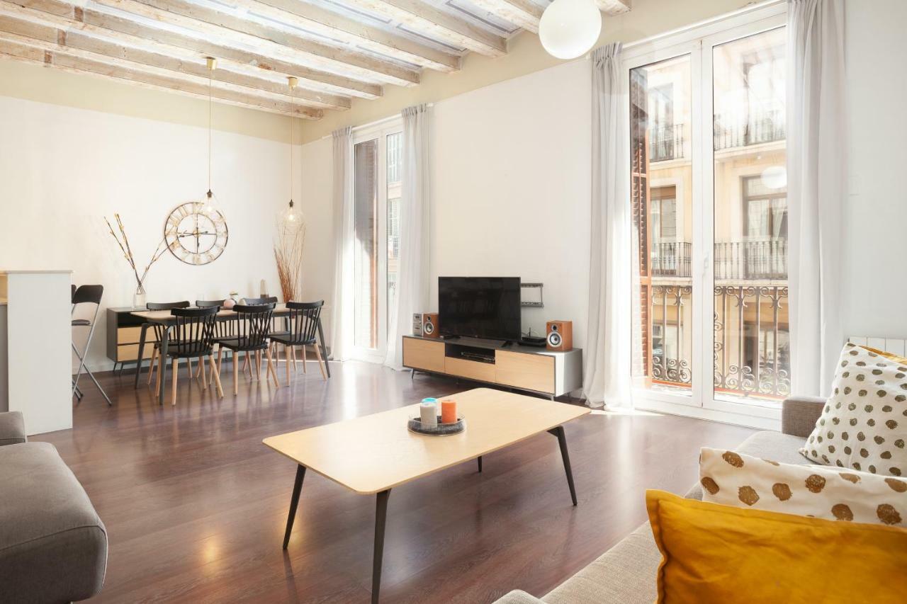 Rent Top Apartments Near Plaza De Catalunya บาร์เซโลนา ห้อง รูปภาพ